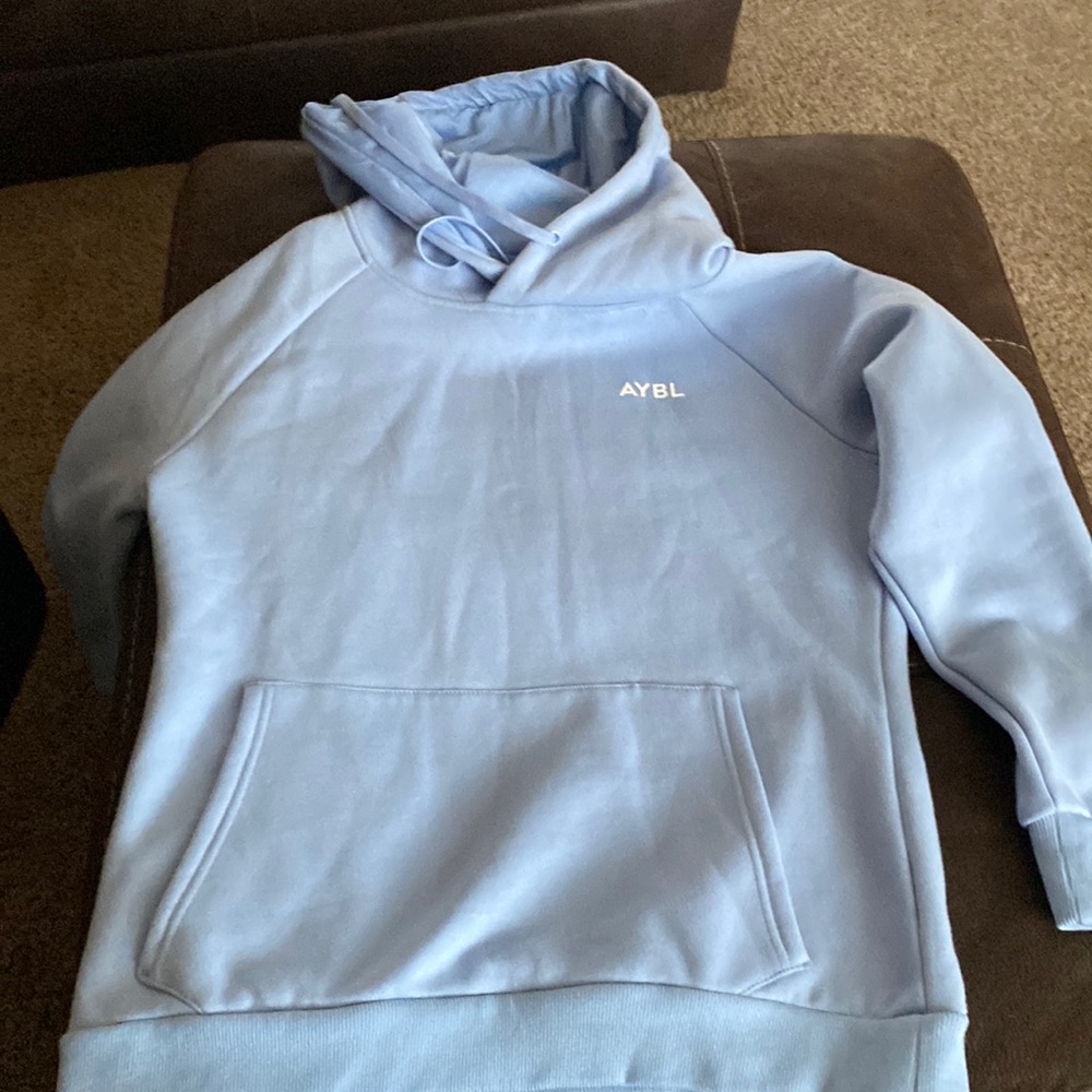 Women AUBL New with Tags light blue sweatshirt.